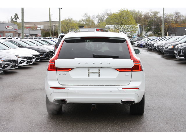 2021 Volvo XC60 Recharge Plug-In Hybrid T8 Inscription-4