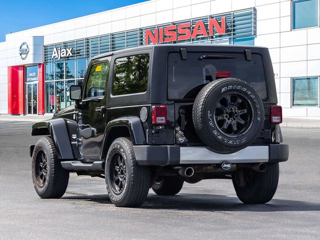 2014 Jeep Wrangler Sahara-5