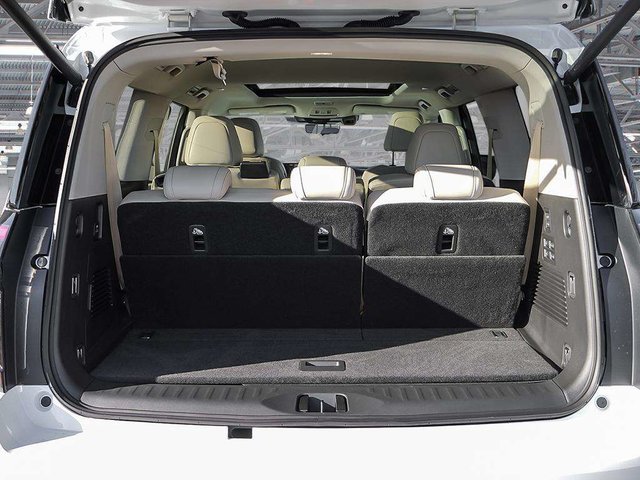 2026 Nissan Armada Platinum Reserve-6