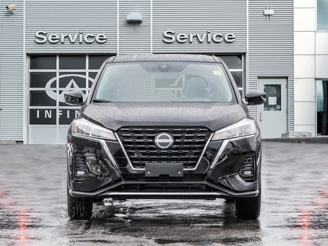 2025 Nissan Kicks Play S-1