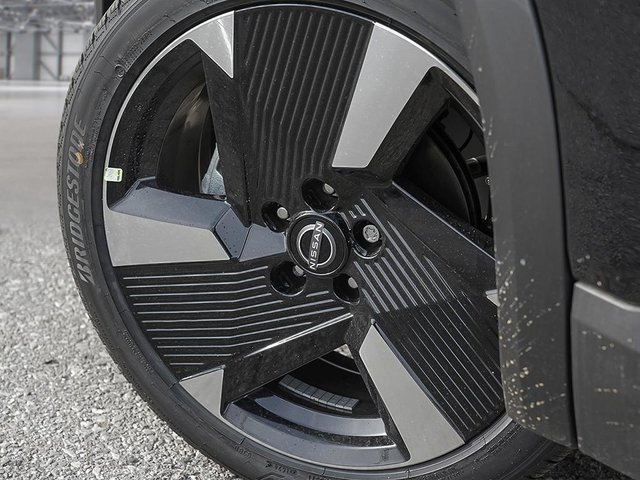 2025 Nissan Kicks SR PREMIUM SPRT WHL PKG-7