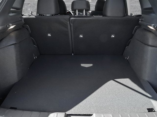 2026 Nissan Kicks SR Premium AWD-6