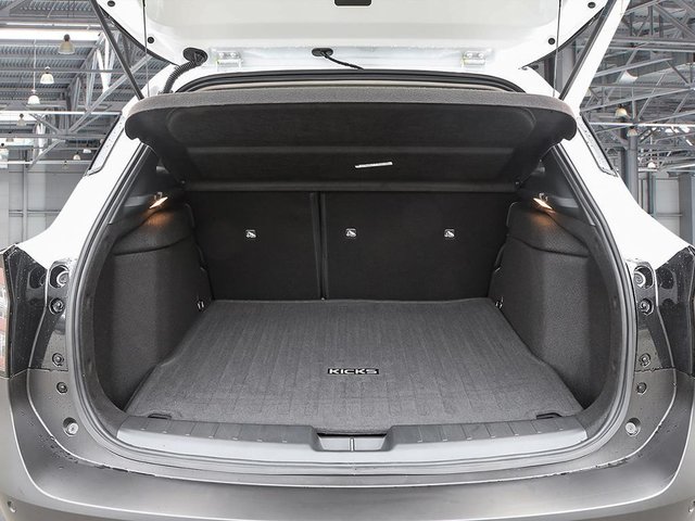 2026 Nissan Kicks SR Premium AWD-6