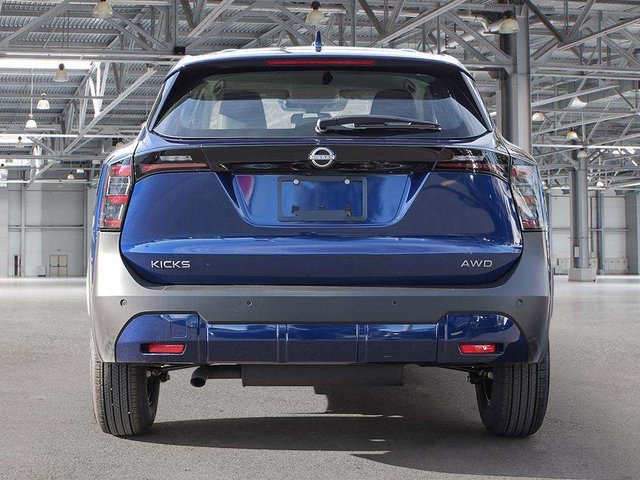 2026 Nissan Kicks SV AWD-4