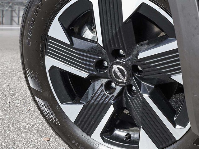 2026 Nissan Kicks SV AWD-7