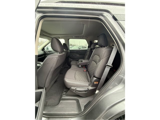 2024 Nissan Pathfinder SV-5