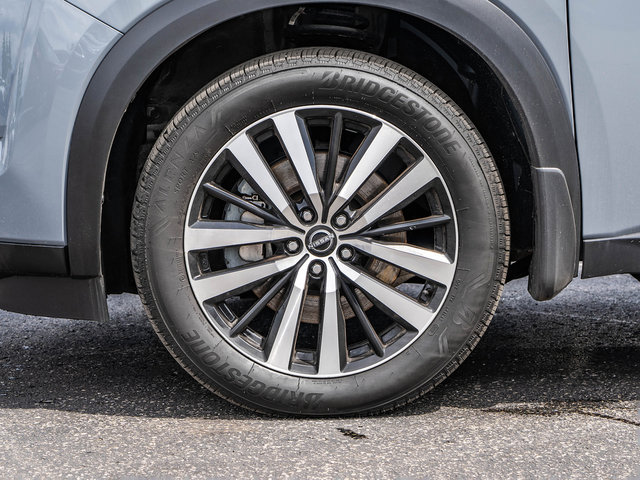 2025 Nissan Pathfinder Platinum-3