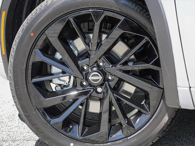 2026 Nissan Rogue Plug-in Hybrid Platinum-5