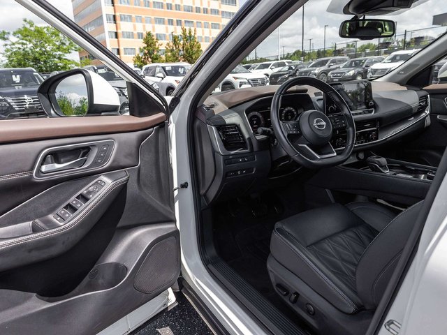 2023 Nissan Rogue Platinum-7