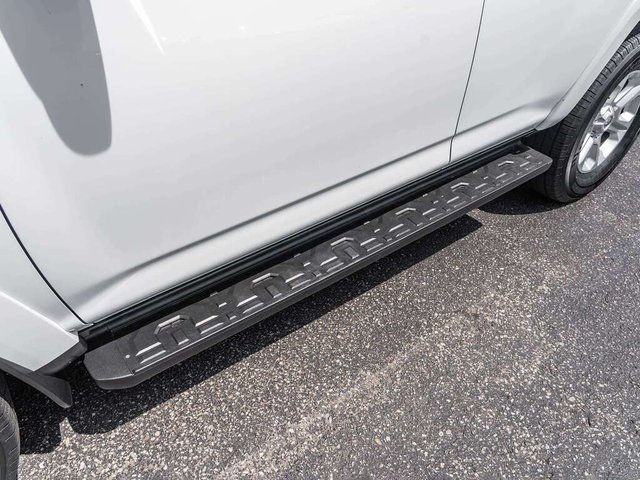 2024 Toyota 4Runner Base-4
