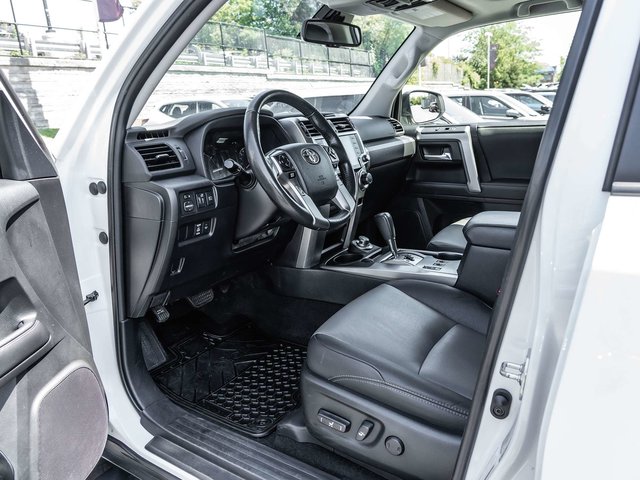 2024 Toyota 4Runner Base-7