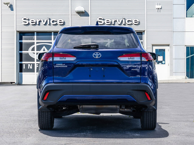 2024 Toyota Corolla Cross LE-5