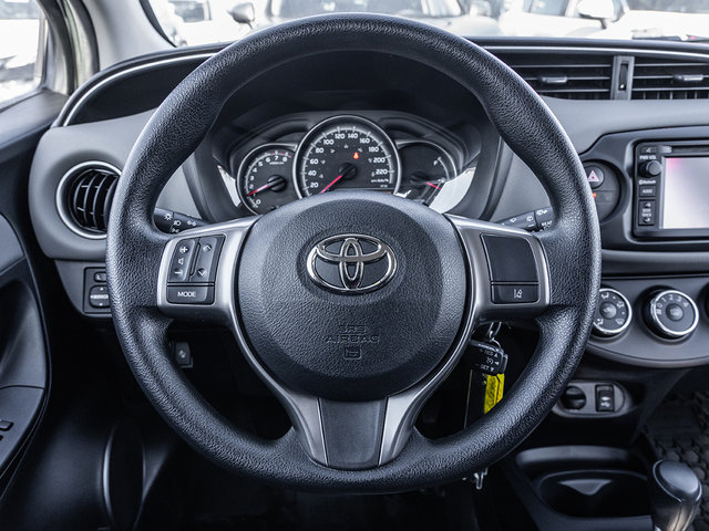 2017 Toyota Yaris LE-7