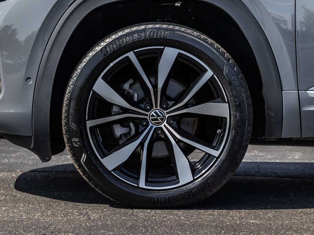2024 Volkswagen Atlas Cross Sport Execline-3