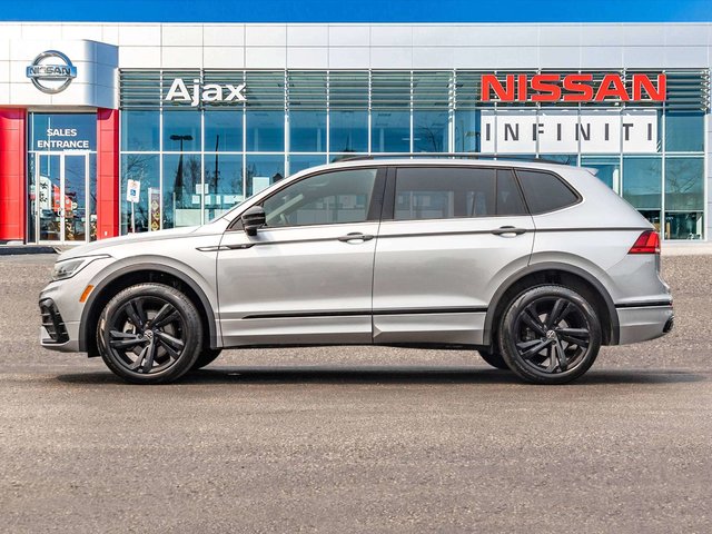 2023 Volkswagen Tiguan Comfortline R-Line Black-2
