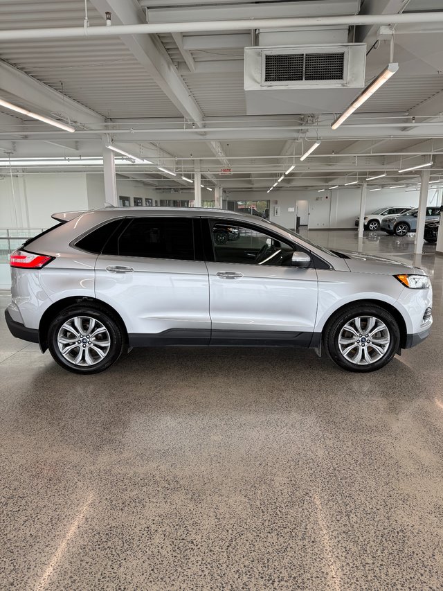 2019 Ford Edge Titanium-3