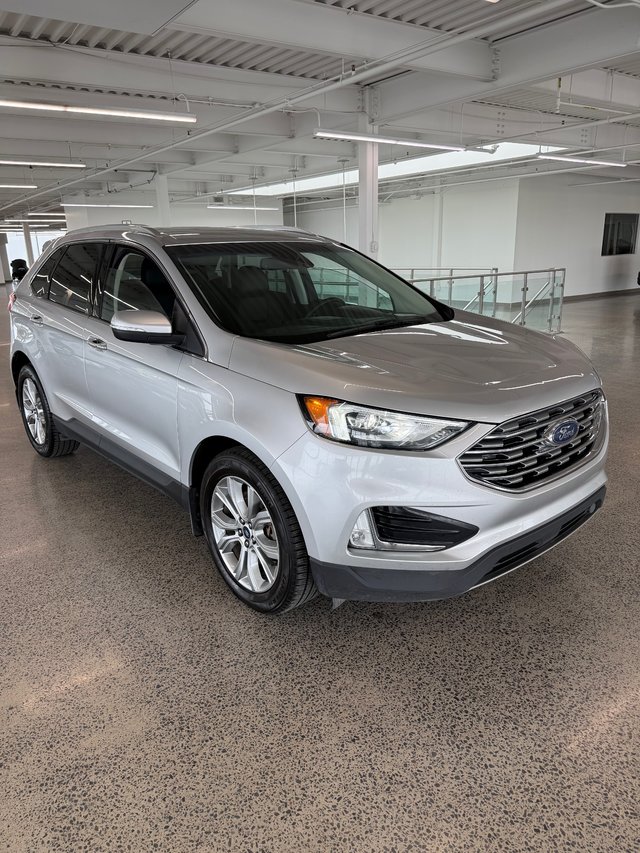 2019 Ford Edge Titanium-2