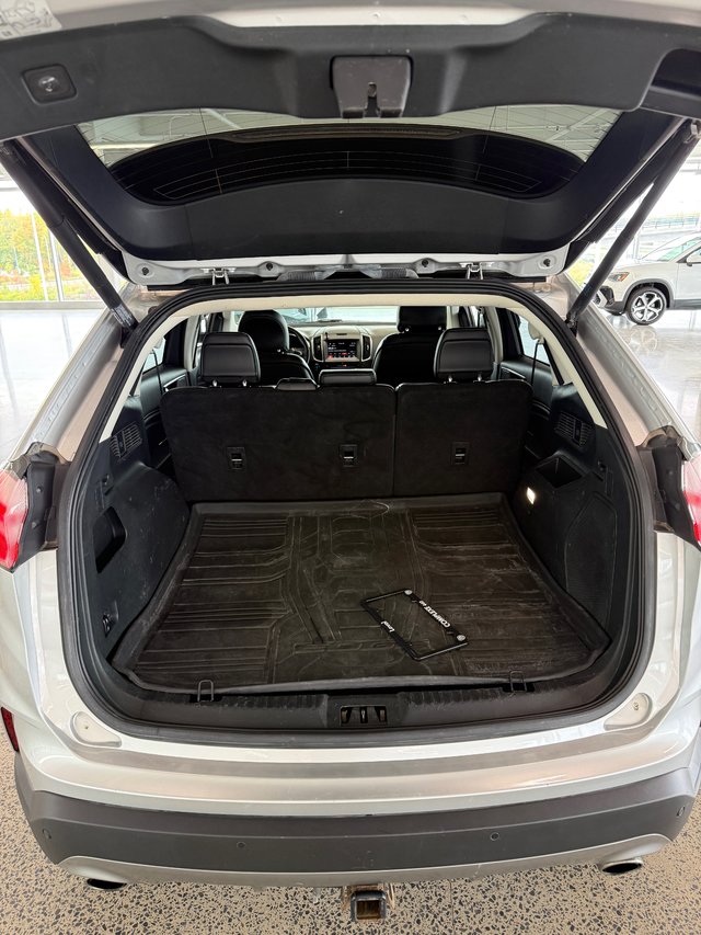 2019 Ford Edge Titanium-6