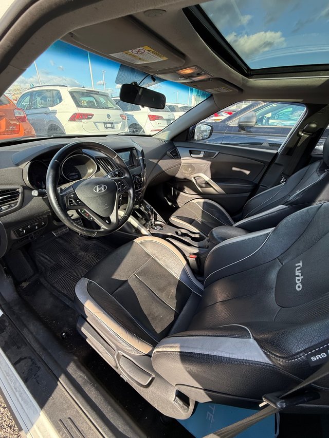 2013 Hyundai Veloster Turbo-1