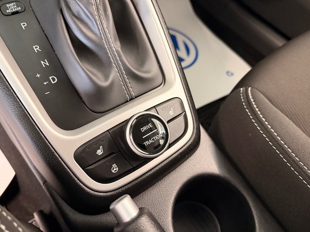 2024 Hyundai Venue Preferred-7