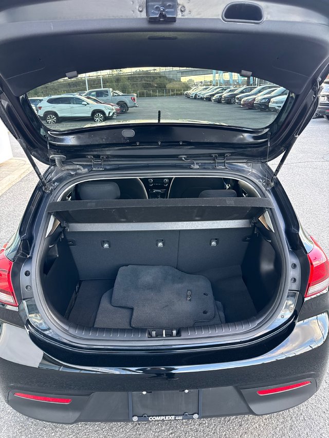 2020 Kia Rio 5-door-4