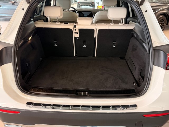 2021 Mercedes-Benz GLA 250-6