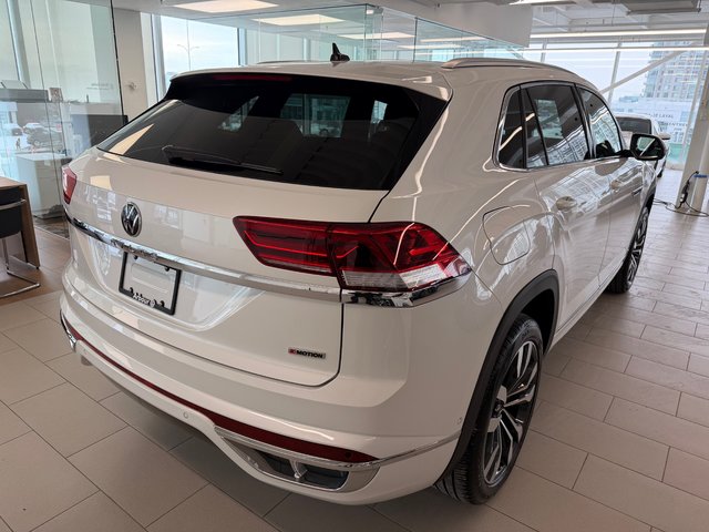 2022 Volkswagen Atlas Cross Sport Execline-5