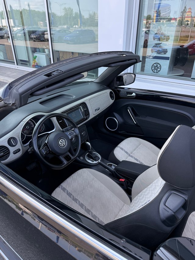Volkswagen Beetle Convertible Trendline 2018-2