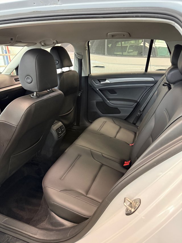 Volkswagen e-Golf Comfortline 2017-5