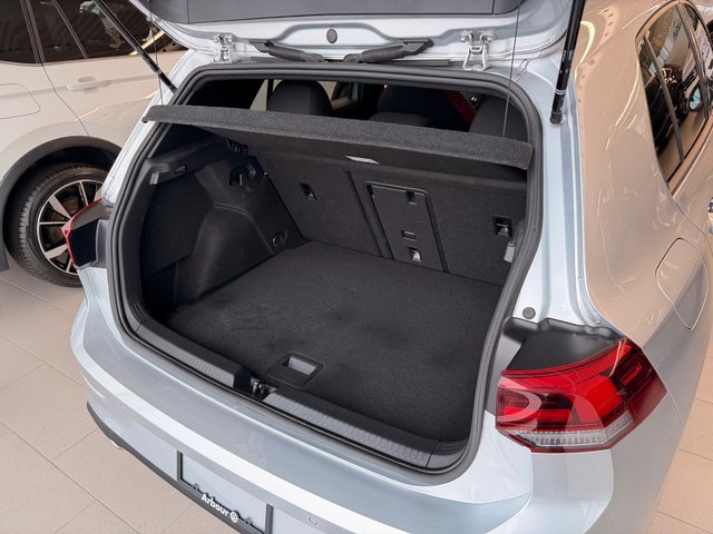 Volkswagen Golf GTI Autobahn 2023-7