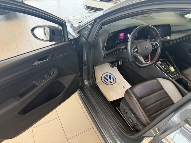 Volkswagen Golf GTI Performance 2023-6