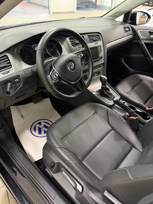 Volkswagen Golf Comfortline 2016-5