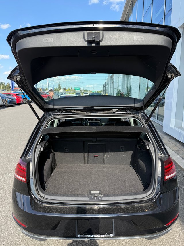 2021 Volkswagen Golf Highline-5