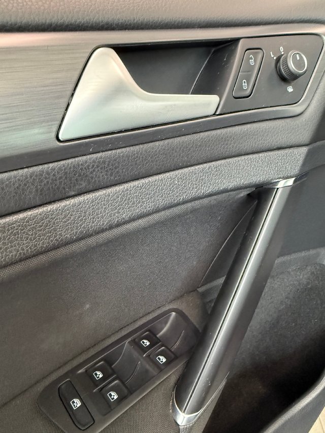 2021 Volkswagen Golf-7