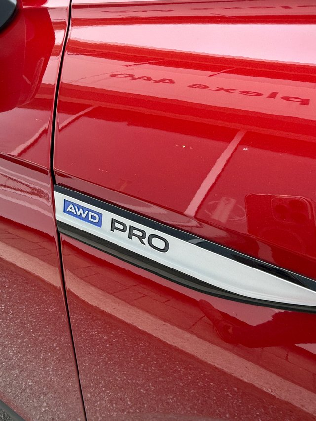 2023 Volkswagen ID.4 Pro-3