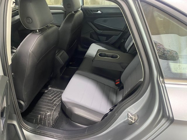 Volkswagen Jetta Comfortline 2025-5