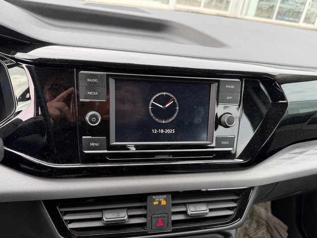 2022 Volkswagen Taos Trendline-4