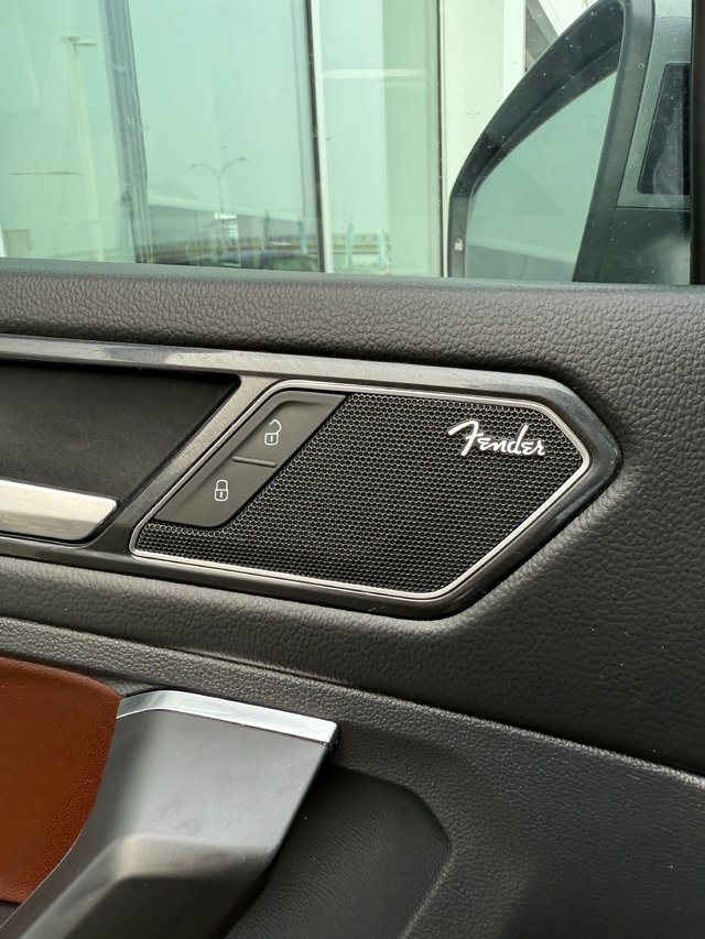 Volkswagen Tiguan Highline R-Line 2022-6