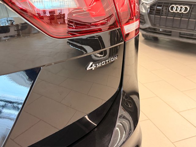 2022 Volkswagen Tiguan Comfortline R-Line Black Edition-6