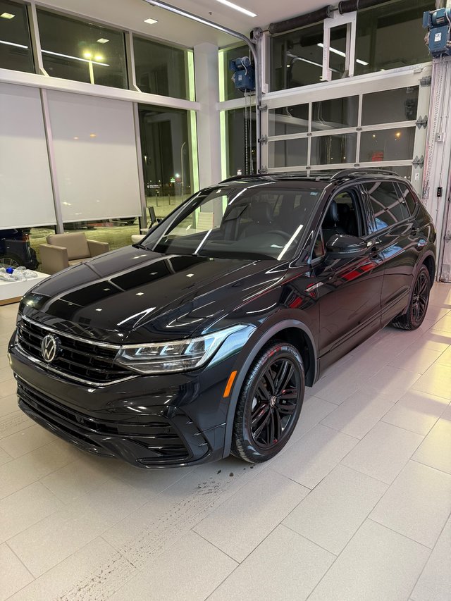 Volkswagen Tiguan Comfortline R-Line Black Edition 2022-6