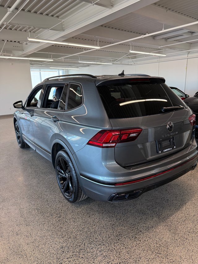 2023 Volkswagen Tiguan Comfortline R-Line Black Edition-4