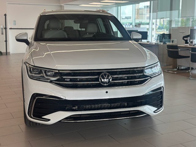 2024 Volkswagen Tiguan Highline R-Line 7 passagers-3