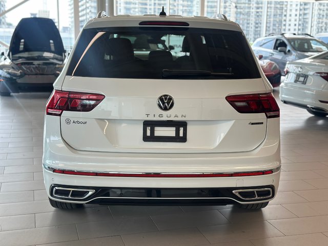 2024 Volkswagen Tiguan Highline R-Line 7 passagers-6