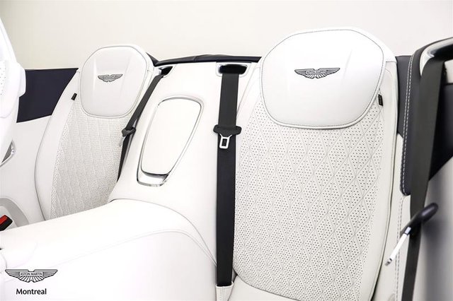 Aston Martin DB12 V8 Volante 2025-6