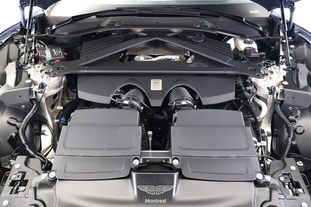 Aston Martin DB12 V8 Volante 2025-3