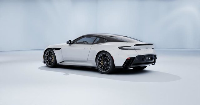 Aston Martin DB12 V8 S Coupe 2026-6