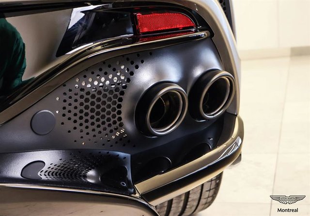 2025 Aston Martin DBX707 707-1