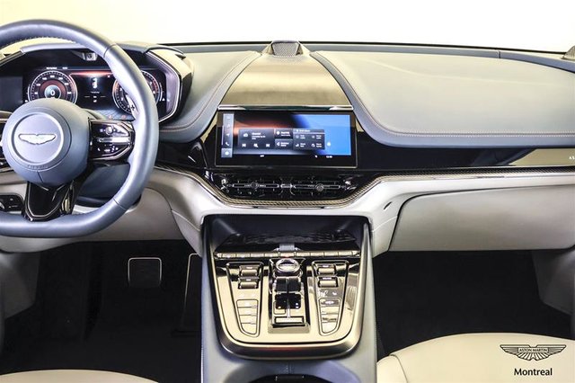 2025 Aston Martin DBX707 707-4