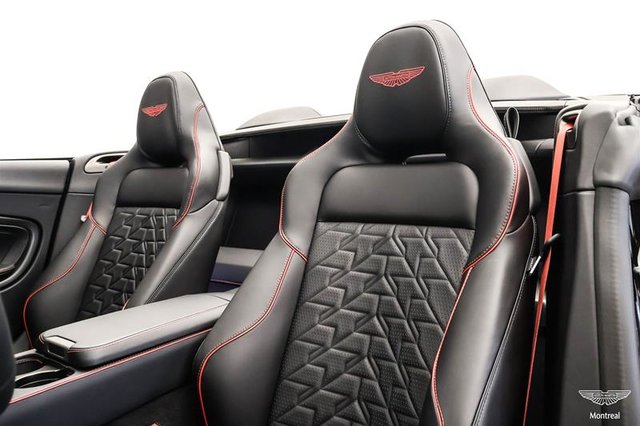 Aston Martin Vanquish Volante 2026-5