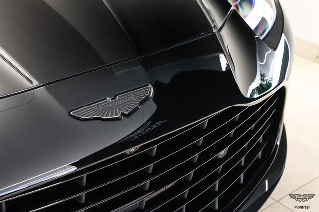 Aston Martin Vanquish Volante 2026-1